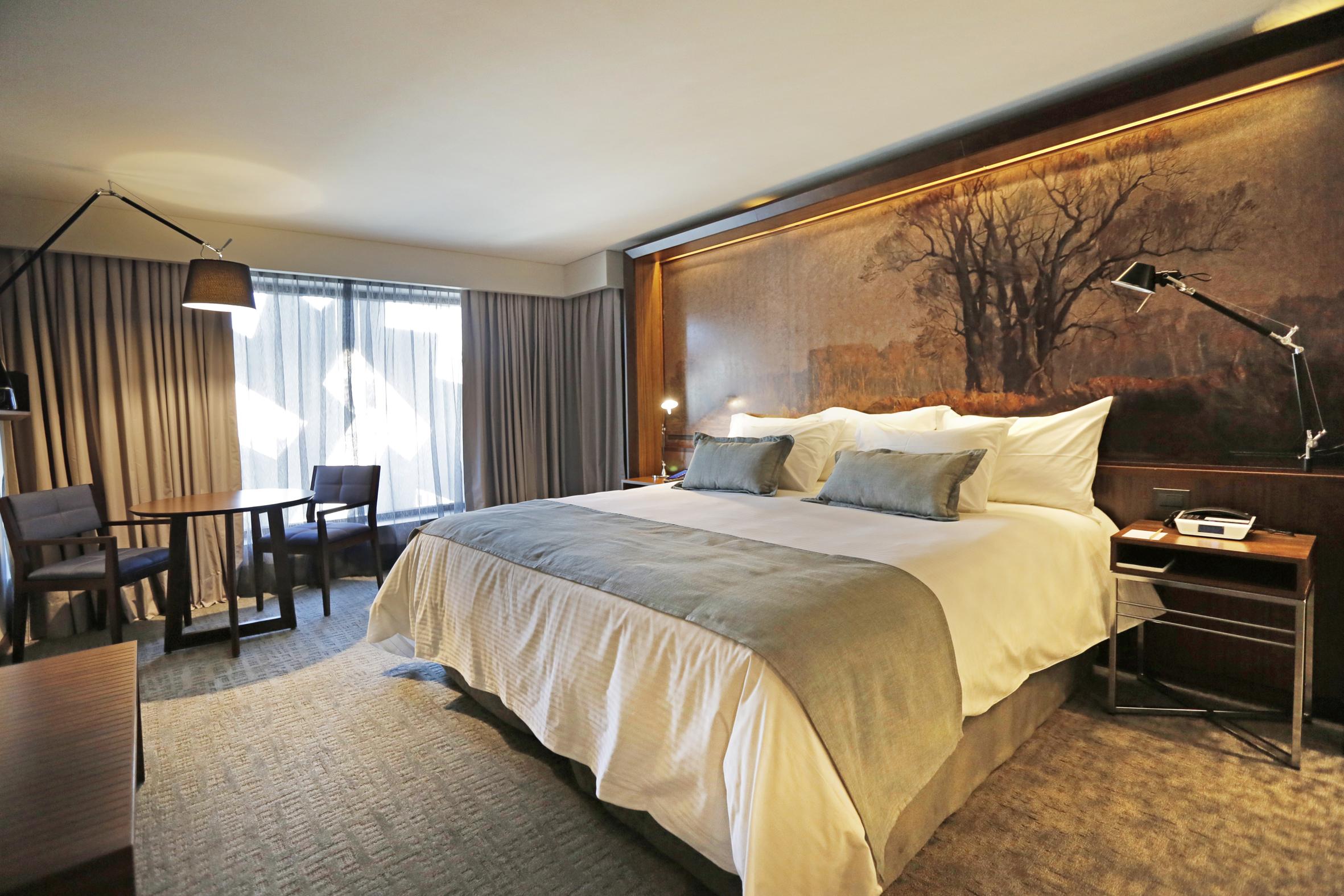 Hotel Cumbres Lastarria Santiago Ngoại thất bức ảnh A room at the hotel
