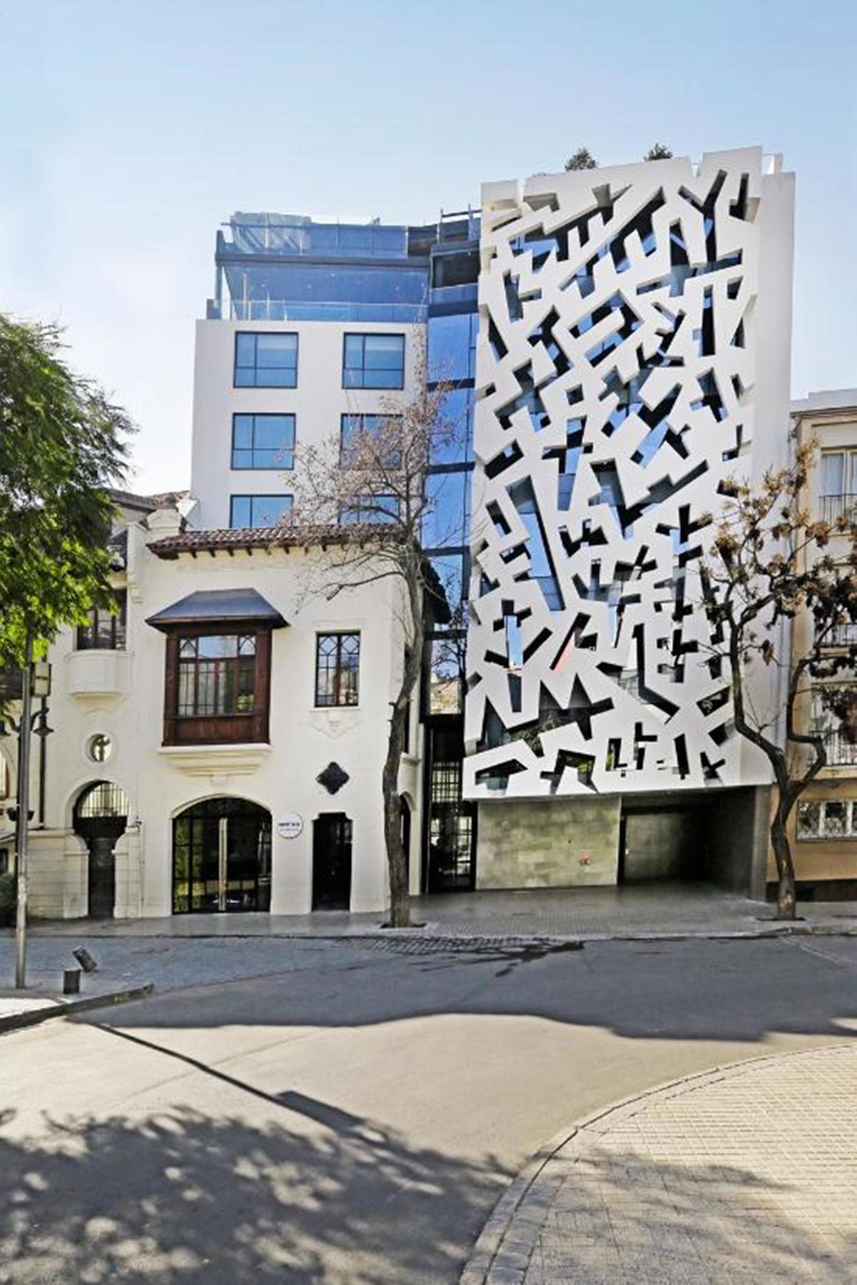 Hotel Cumbres Lastarria Santiago Ngoại thất bức ảnh The building in 2012